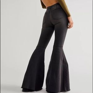 Free People Black Bell Bottoms w Side Zipper